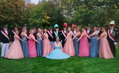 Foto 8 Jörg und sein Hofstaat 2018/2019